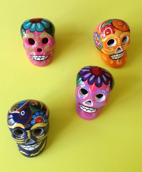 day of the dead skulls